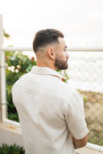 Load image into Gallery viewer, Men's Yarn Dye 100% Linen Solid Guayabera Shirt Short Sleeve | M-2528-RX Natural