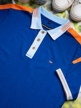 Load image into Gallery viewer, Polo Azul Porto Planco detalles de color anaranjado y blanco | PLE-2444