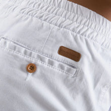 Load image into Gallery viewer, Bermuda Blanco Hombre Con Cintura Elástica| Porto Blanco BRMDE-02