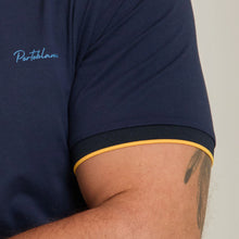 Load image into Gallery viewer, T-shirt Porto Blanco cuello Rib en Algodón | TR-03 Azul Marino