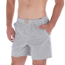 Load image into Gallery viewer, Bermuda de Líneas Blanco y Gris Hombre Con Cintura Elástica| Porto Blanco BRMDE-08