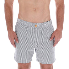 Load image into Gallery viewer, Bermuda de Líneas Blanco y Gris Hombre Con Cintura Elástica| Porto Blanco BRMDE-08