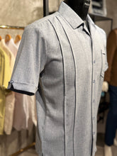 Load image into Gallery viewer, Camisa Cubana de Hombre de Manga Corta con Un Bolsillo | M-2024
