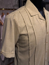 Load image into Gallery viewer, Camisa Cubana de Hombre de Manga Corta con Un Bolsillo | M-2024
