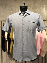 Load image into Gallery viewer, Camisa Cubana de Hombre de Manga Corta con Un Bolsillo | M-2024
