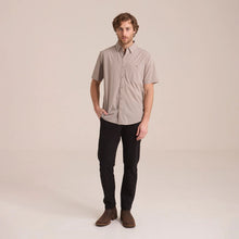 Load image into Gallery viewer, Camisa Porto Blanco Explorer Manga Corta Hombre Alto Rendimiento | Gris CE-2555
