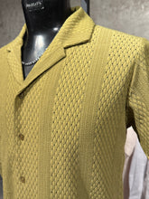 Load image into Gallery viewer, Camisa Tejida Texturizada de Hombre con Botones | MSC-5500
