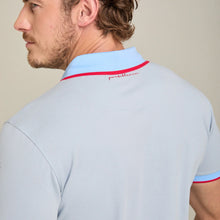 Load image into Gallery viewer, Polo Porto Blanco azul claro hombre manga corta ribetes a contraste algodón | PL-2542
