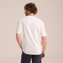 Load image into Gallery viewer, T-Shirt Oversize Porto Blanco de color Blanca y Azul | TLF-07
