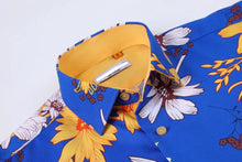 Load image into Gallery viewer, Floral Printed Short Sleeve Shirt / Blue
