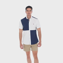 Load and play video in Gallery viewer, Camisa Casual Bloques Azul y Blanco Manga Corta | MCE-2268
