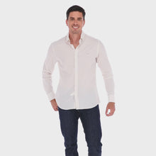 Load and play video in Gallery viewer, Camisa Porto Blanco Casual de Caballero Estilo Liso Color Arena | C-2124
