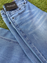 Load image into Gallery viewer, KB610SK Jeans
