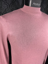 Load image into Gallery viewer, MN01 Mauve Turtle Neck
